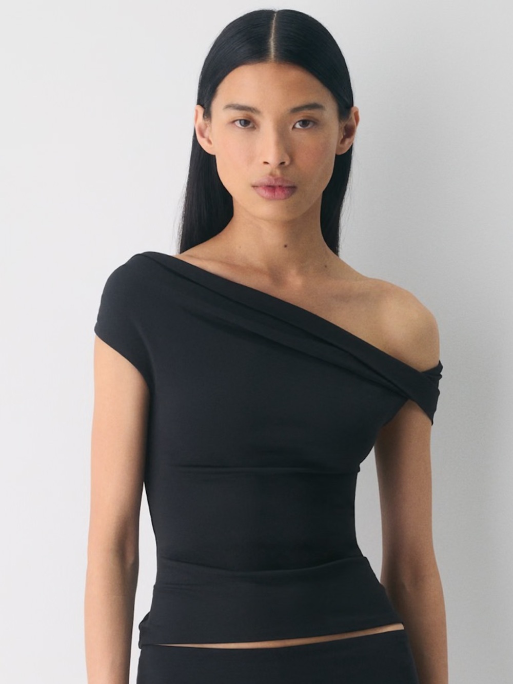 Aritzia One-Shoulder Black Top